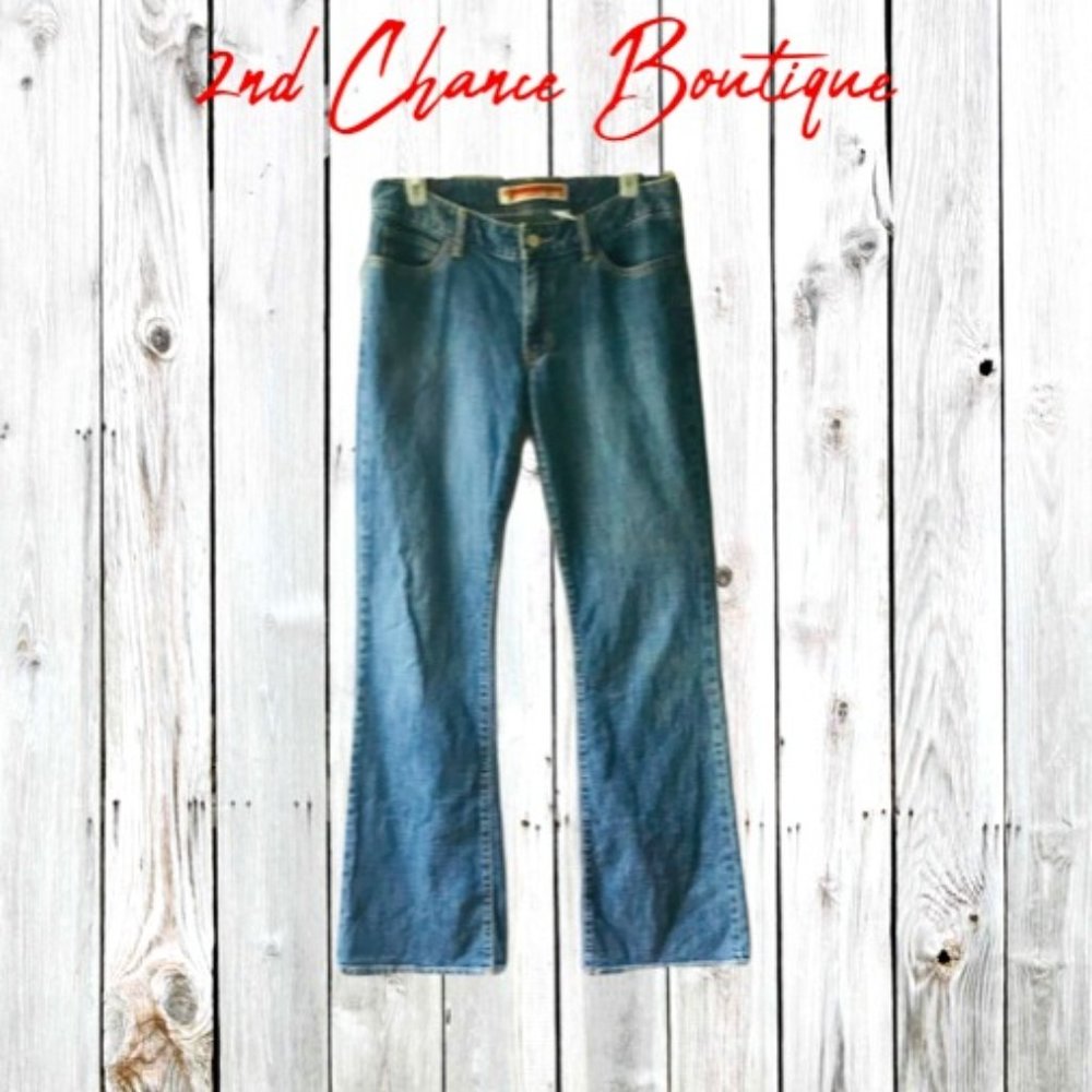 Women's Gap Curvy Regular Leg Blue Jeans... Size 6